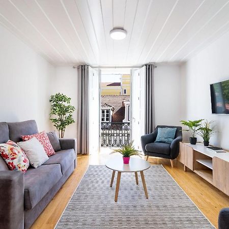 Amazing 1Bdr Apartment In Chiado By Lovelystay Lisboa Exterior foto