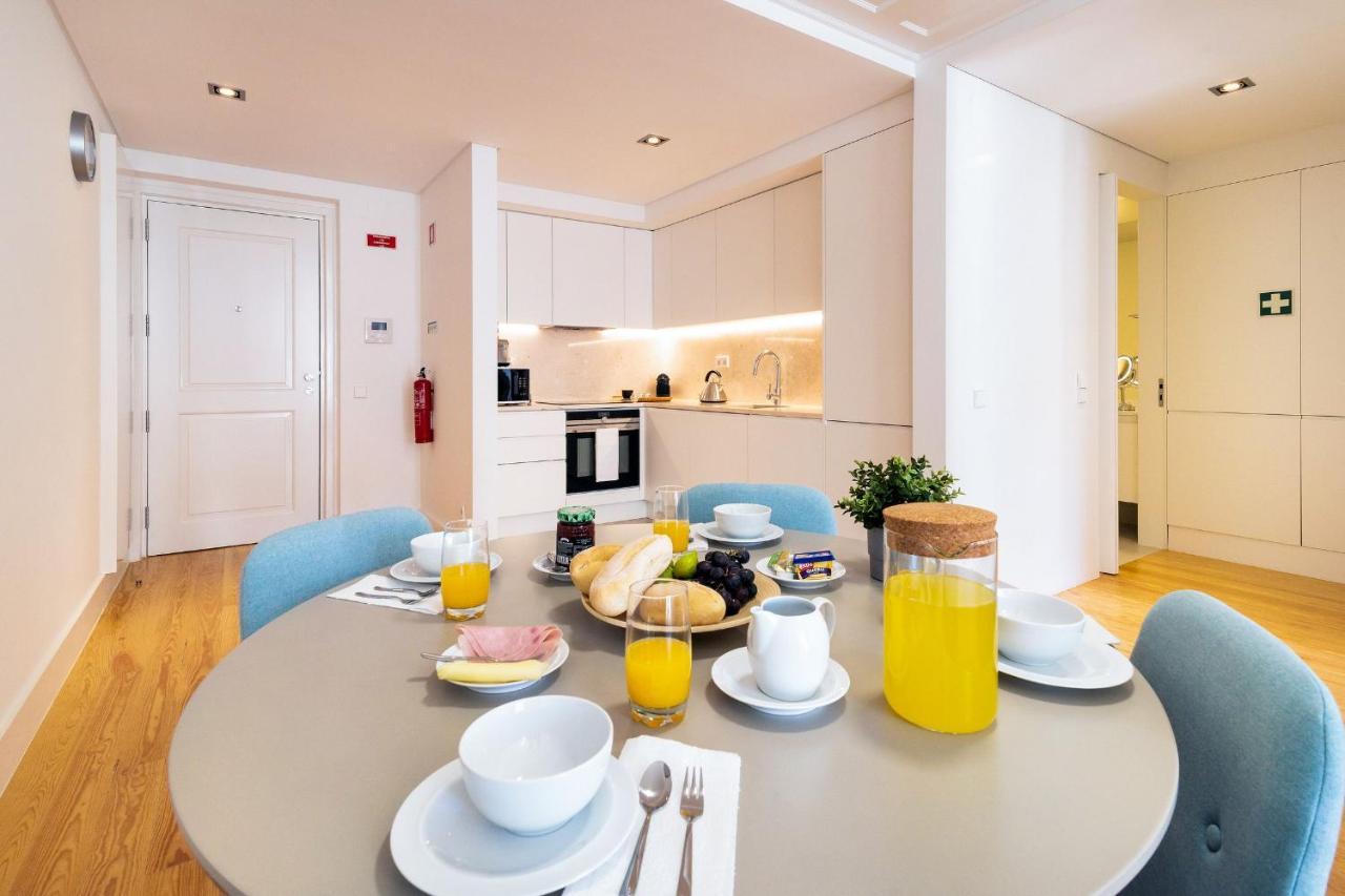 Amazing 1Bdr Apartment In Chiado By Lovelystay Lisboa Exterior foto